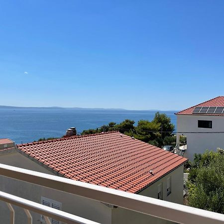 Guest House Adria Дуги Рат Екстериор снимка