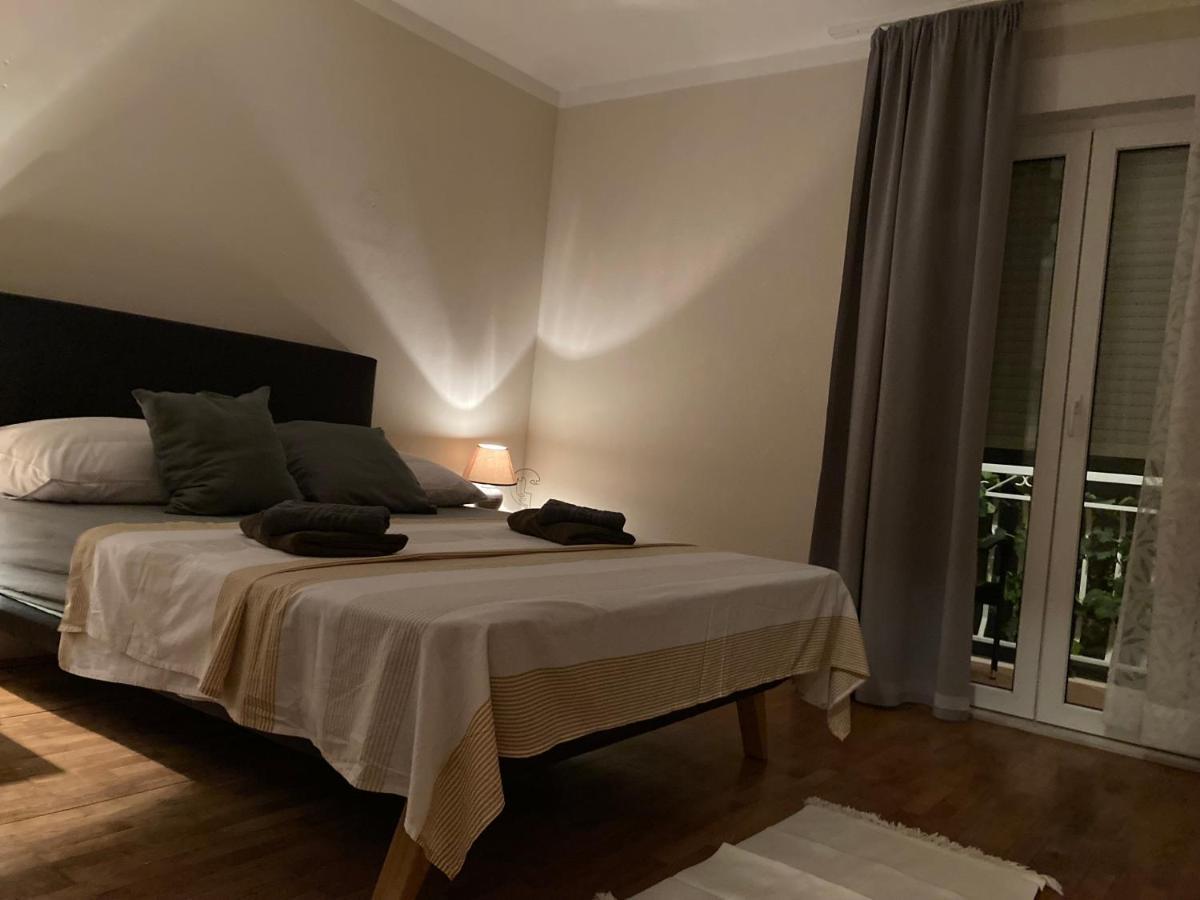 Guest House Adria Дуги Рат Екстериор снимка