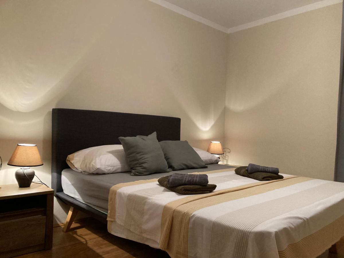 Guest House Adria Дуги Рат Екстериор снимка