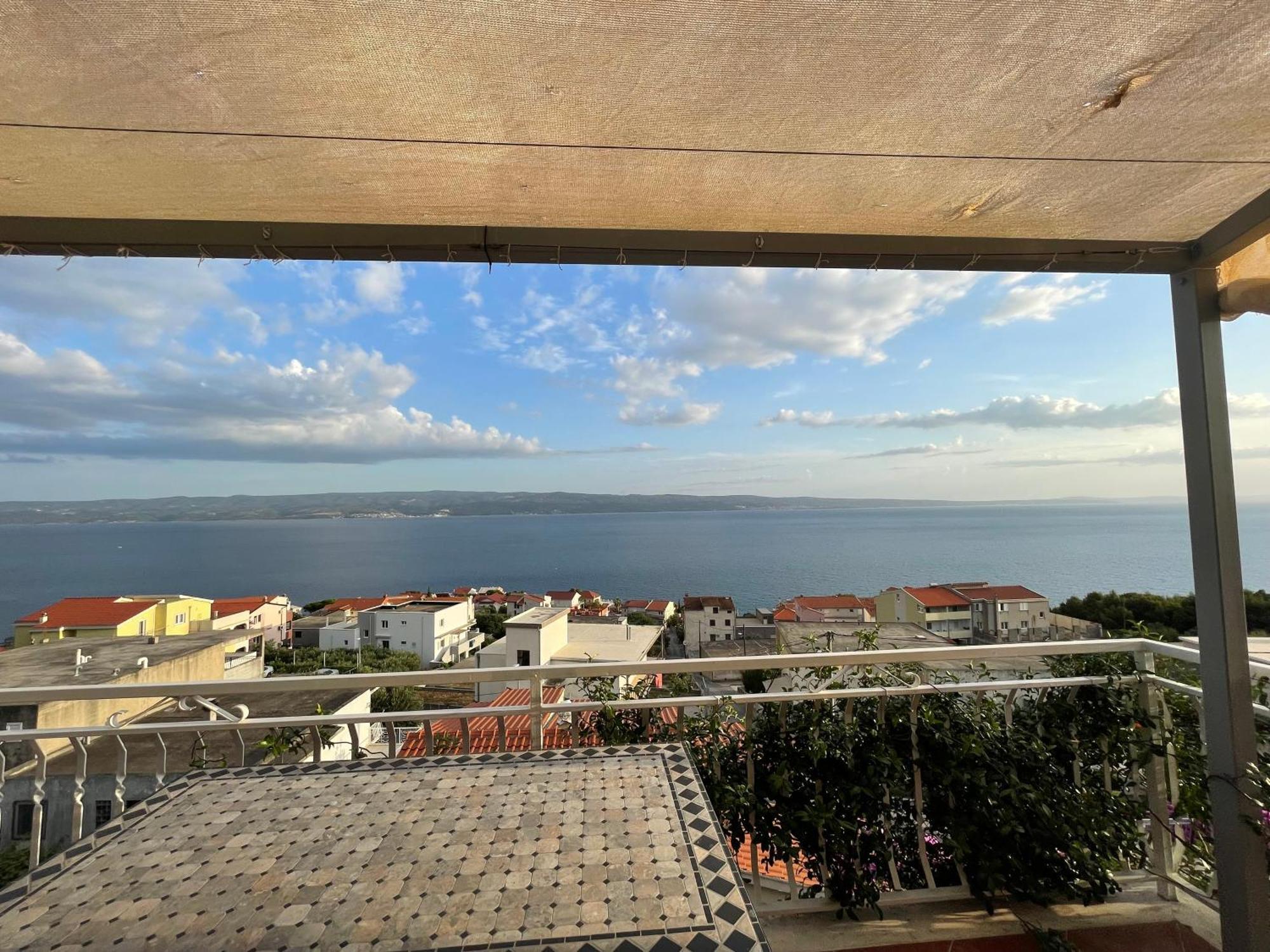 Guest House Adria Дуги Рат Екстериор снимка